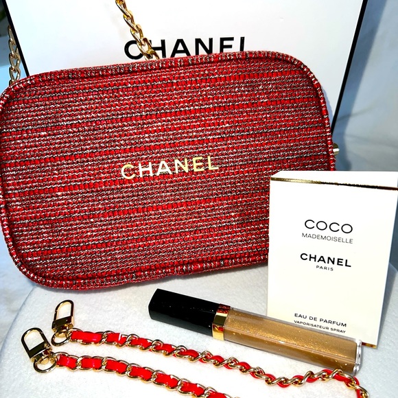 Authentic Chanel cosmetic bag on chain & lipgloss - Picture 1 of 5